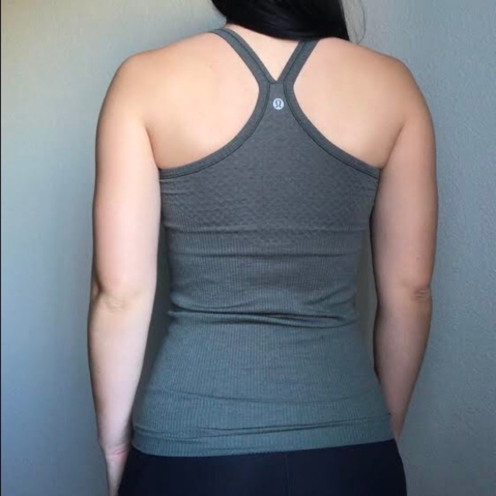 Ebb to Street. LULULEMON. Size 6